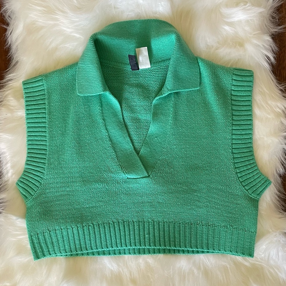 NWOT H&M Divided Knit Sweater Vest XS
